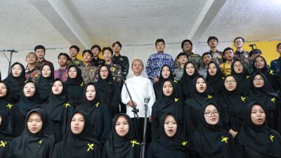 Bahlil Lahadalia: Santri Tak Hanya Pandai Ilmu Agama, Tapi Juga Paham Kelola Ekonomi