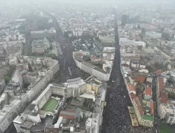 325 Ribu Orang Ikut Unjuk Rasa Terbesar Protes Kebijakan Korup Pemerintah Serbia