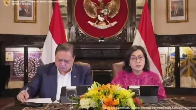 Menko Airlangga Serukan Kewaspadaan Tinggi Hadapi Perlambatan Ekonomi Global