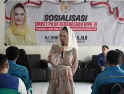 Legislator Partai Golkar Dewi Asmara Gelar Sosialisasi 4 Pilar Dengan Anggota KNPI di Gedung KNPI, Sukabumi