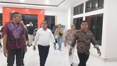 Gubernur NTT Melki Laka Lena Minta Maaf Ibu dan Anak Wafat Karena Tak Ada Dokter Anestesi di RSUD TC Hillers