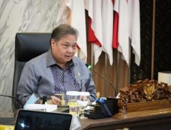 Menko Airlangga Terima Bintang Jasa Dari Pemerintah Jepang Atas Penguatan Kerjasama Ekonomi