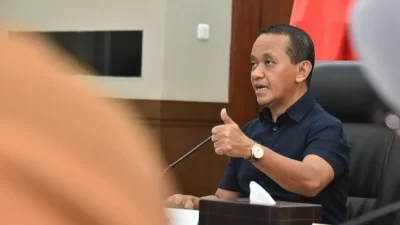 Menteri ESDM, Bahlil Lahadalia Soal TNI AL Minta Utang BBM Rp. 3,2 Triliun Diikhlaskan: Kita Kaji Dulu!
