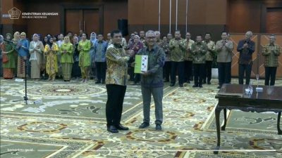 Menko Airlangga Pastikan Djaka Budi Sudah Purnawirawan Saat Dilantik Jadi Dirjen Bea Cukai