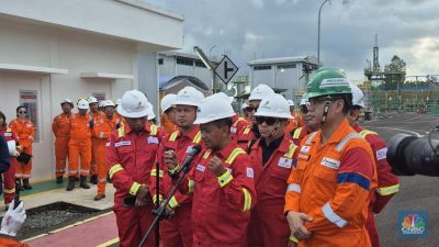 Menteri ESDM Bahlil Lahadalia Yakin Capai Target Produksi 1 Juta Barel Minyak di 2030