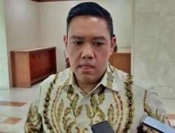Dave Laksono Pastikan Tak Ada Tekanan Politik Soal Batalnya Mutasi Jenderal Kunto Arief Wibowo