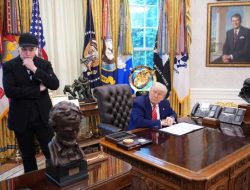 Namanya Ada di Dokumen Skandal Seks Epstein, Elon Musk Desak Trump Dimakzulkan