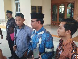 Ketua Komisi IV DPRD Kota Solo Laporkan Pemilik Ayam Goreng Widuran: Tipu Muslim!