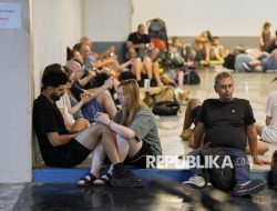Diskriminatif! Israel Larang Warga Sipil Agama Islam dan Kristen Masuk Bunker