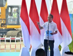 Menteri ESDM, Bahlil Lahadalia Pede Pabrik EV Battery di Karawang Kurangi Impor BBM 300 Ribu KL