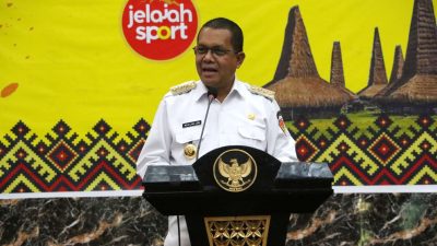 Gubernur NTT, Melki Laka Lena Secara Resmi Luncurkan Tour de Entete
