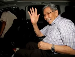 Ekonom Besar Indonesia, Kwik Kian Gie Meninggal di Usia 90 Tahun