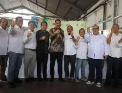 Menteri UMKM Maman Abdurrahman Didampingi Bupati Jember Kunjungi Mitra Tani 27