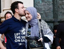 Aktivis AS Pro Palestina Mahmoud Khalil Tuntut Ganti Rugi Trump Rp. 325 Miliar