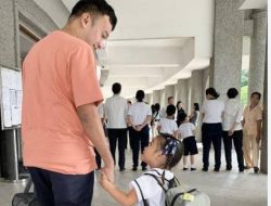 Mendukbangga Wihaji Terbitkan SE, Imbau Para Ayah Antar Anak di Hari Pertama Sekolah