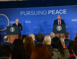 Negara Eropa Sambut Dingin Pertemuan Hangat Trump dan Putin di Alaska