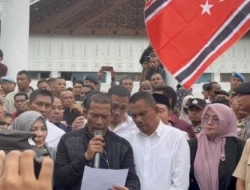 Sosok Zulfadhli, Ketua DPRA Yang Tawarkan Teken Aceh Merdeka Dalam Tuntutan Aksi