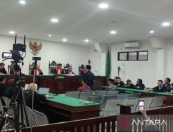 Eks Gubernur Bengkulu Rohidin Mersyah Divonis 10 Tahun Bui dan Denda Rp. 39 Miliar