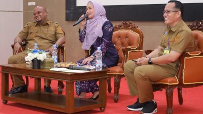 HUT ke-26 Kabupaten Siak, Karmila Sari Bagikan PIP Untuk Ribuan Pelajar