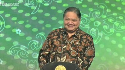 Menko Airlangga Optimis Ekonomi Syariah RI Bisa Geser Posisi Teratas Dunia