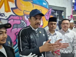 Menteri UMKM, Maman Abdurrahman Soroti Lonjakan Impor Ribuan Ton Pakaian Bekas Ilegal