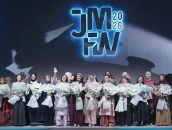 Wamendag Dyah Roro Esti Dukung Desainer Lokal Demi Indonesia Jadi Kiblat Fesyen Muslim Global