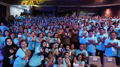 Kick Off Quick Win, Menteri P2MI Mukhtarudin Lepas 1.035 Pekerja Migran Profesional