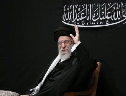 Kenapa Kekuasaan Tertinggi Iran Dipegang Ulama Bukan Presiden?