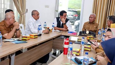 Wagub Surya Pastikan Cadangan Beras Bulog Sumut 2.268 Ton Aman untuk Korban Bencana