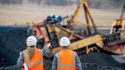 Gubernur Rudy Mas’ud Tetapkan UMP Kaltim 2026 Naik Sebesar Rp. 3,76 Juta