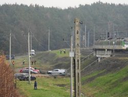 PM Polandia Donald Tusk Tuding 2 Warga Ukraina Ledakkan Rel Kereta Dekat Warsawa