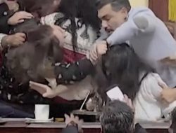 5 Anggota Legislatif PAN dan Morena Saling Pukul dan Jambak Rambut Saat Bahas Kebijakan