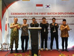 Menteri P2MI Mukhtarudin Lepas Perdana PMI High Skill ke Korea Aerospace Industries