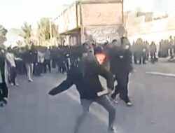 Partai Tudeh Yang Berhaluan Komunis Tuding AS dan Israel Bajak Gerakan Demonstrasi Iran