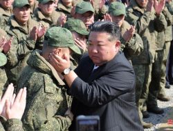 Kim Jong Un Pamer Kapal Selam Nuklir Terbaru: Perisai Terbaik Korut