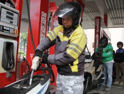 Mandatori B40 Sukses, Menteri ESDM Bahlil Lahadalia Optimis RI Bebas Impor Solar 2026