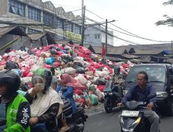Wawalkot Pilar Saga Ichsan Perpanjang Darurat Sampah Tangsel, Akui Bau Lindi Ganggu Warga