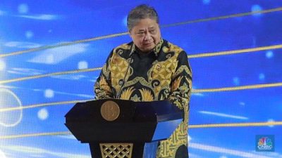 IHSG Ambruk, Menko Airlangga Desak BEI Segera Evaluasi Permintaan MSCI