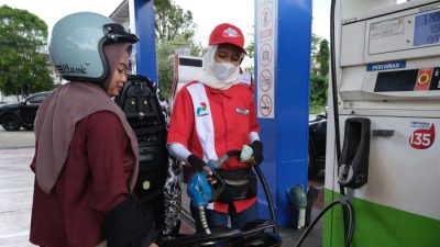 Menteri ESDM Bahlil Lahadalia Tepis Isu Krisis Energi, BBM Aman Saat Lebaran di Tengah Gejolak Global