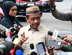 Menteri ESDM Bahlil Lahadalia Percepat Era Kendaraan Listrik, 120 Juta Motor Siap Dikonversi