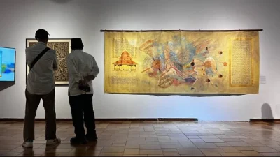 Gubernur Lemhanas Ace Hasan Buka Pameran Seni Islam, Ajak Publik Bangun Kearifan Sosial Lewat Tafakur