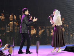 Aksi Panggung Wamendag Dyah Roro Esti Duet Bareng Christian Bautista Curi Perhatian Delegasi ASEAN