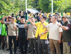Ratusan Ojol Sambangi Kantor DPD I Partai Golkar Jambi, Cek Endra Bagikan Ratusan Paket Sembako