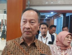 Menperin Agus Gumiwang Beri Sinyal Bakal Beri Insentif Motor dan Mobil Listrik,