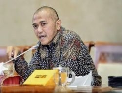 Viral 2 Wanita Injak Kitab Suci, Singgih Januratmoko Minta Penegakan Hukum Tanpa Kompromi