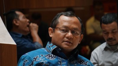 Sarmuji Tuding Saiful Mujani Ingin ‘Menjatuhkan’ Prabowo: Yang Dirugikan Adalah Rakyat!