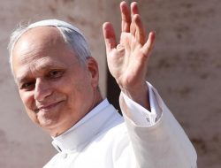 Pejabat Pentagon Dituding Ancam Vatikan Usai Paus Leo Kritik Kebijakan Perang Trump