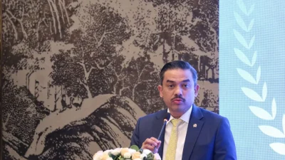 Menteri Maman Abdurrahman Perkuat Integrasi UMKM Indonesia ke Rantai Pasok Global Termasuk China