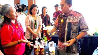 Gubernur NTT Melki Laka Lena Ubah Paradigma, Hutan Didorong Jadi Sumber Ekonomi