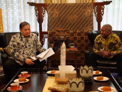 Menko Airlangga Dorong Sinergi Pusat-Daerah, Kelola SDA Papua Barat Secara Berkelanjutan